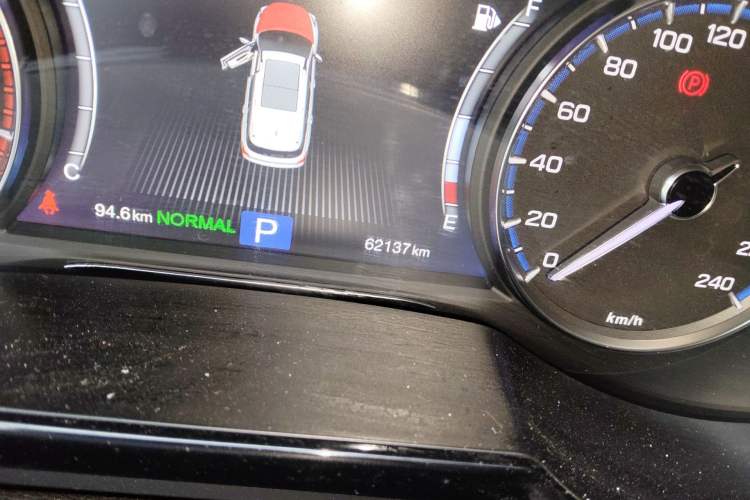 Used GAC Trumpchi GS7 2017 280T Two-Wheel Drive Luxury Model Odometer Close Up