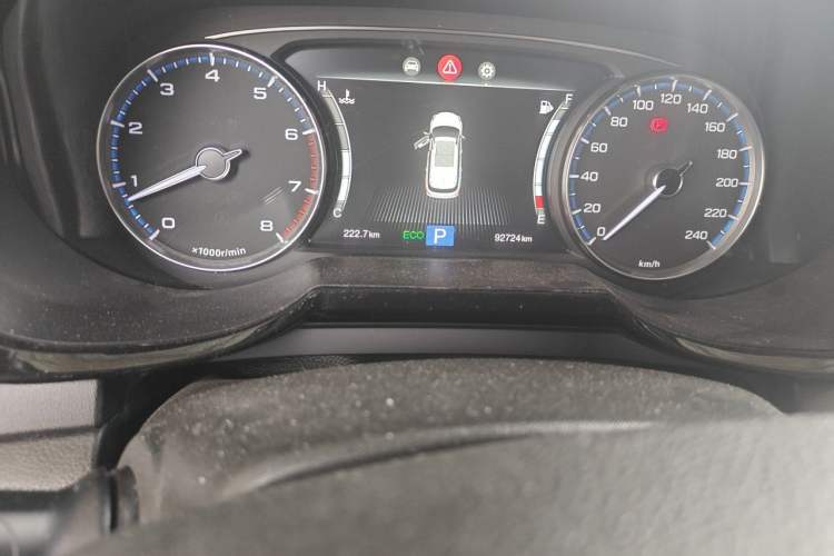 Used GAC Trumpchi GS7 2017 280T Two-Wheel Drive Luxury Model Odometer Close Up