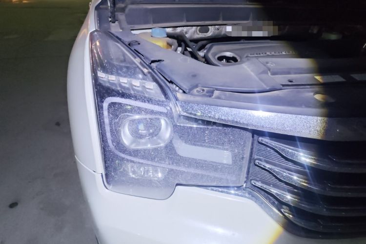 Used GAC Trumpchi GS7 2017 280T Two-Wheel Drive Luxury Model Right Front Headlight