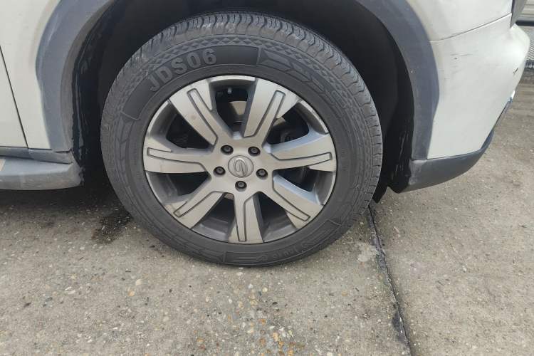 Used GAC Trumpchi GS7 2017 320T Two-Wheel-Drive Luxury Smart Connectivity Model Right Front Wheel Hub