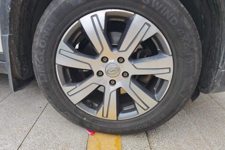 Used GAC Trumpchi GS7 2017 320T Two-Wheel-Drive Luxury Model Right Front Wheel Hub