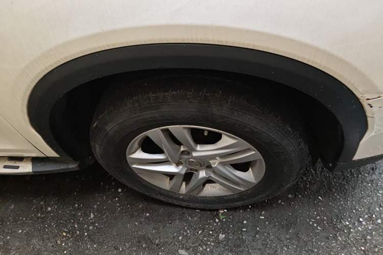 Used GAC Trumpchi GS7 2017 280T Two-Wheel Drive Luxury Model Right Front Wheel Hub