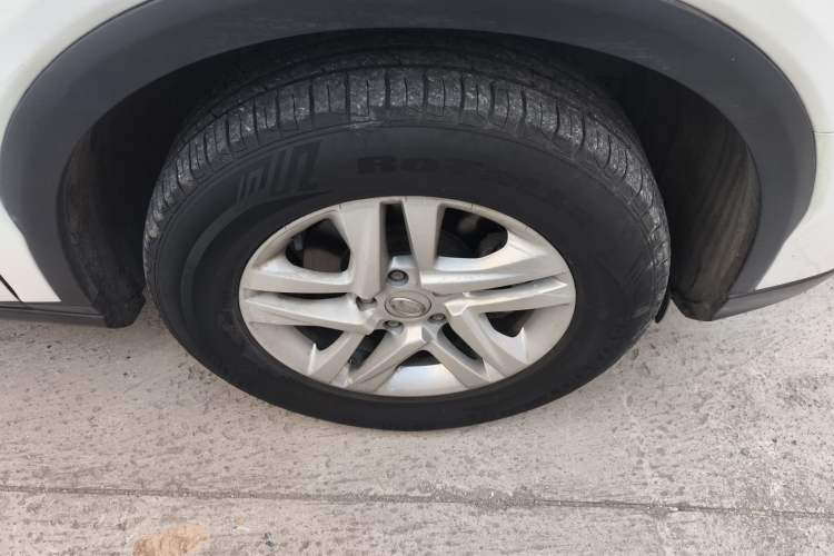 Used GAC Trumpchi GS7 2017 280T Two-Wheel Drive Luxury Model Right Front Wheel Hub
