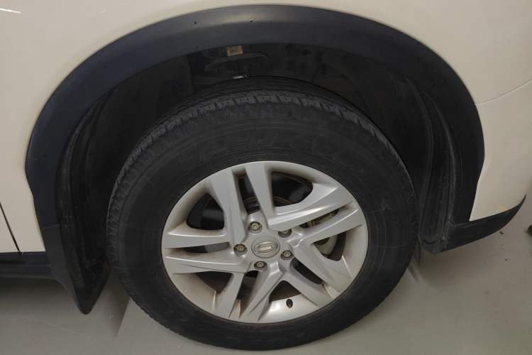 Used GAC Trumpchi GS7 2017 280T Two-Wheel Drive Luxury Model Right Front Wheel Hub