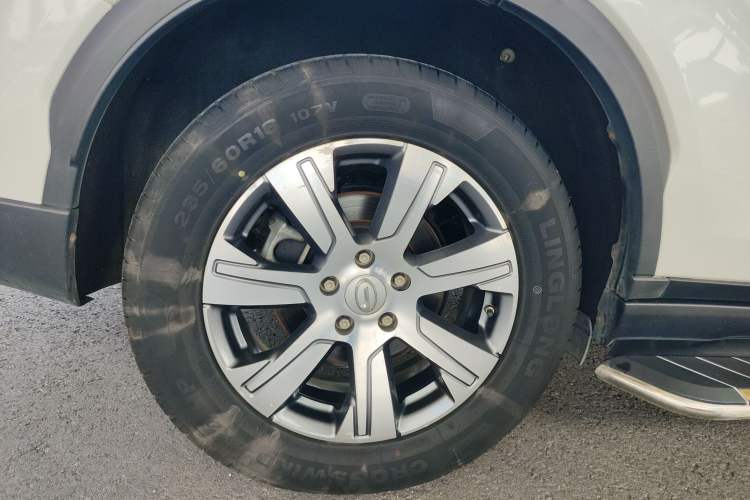 Used GAC Trumpchi GS7 2017 320T Two-Wheel-Drive Luxury Smart Connectivity Model Right Rear Wheel Hub