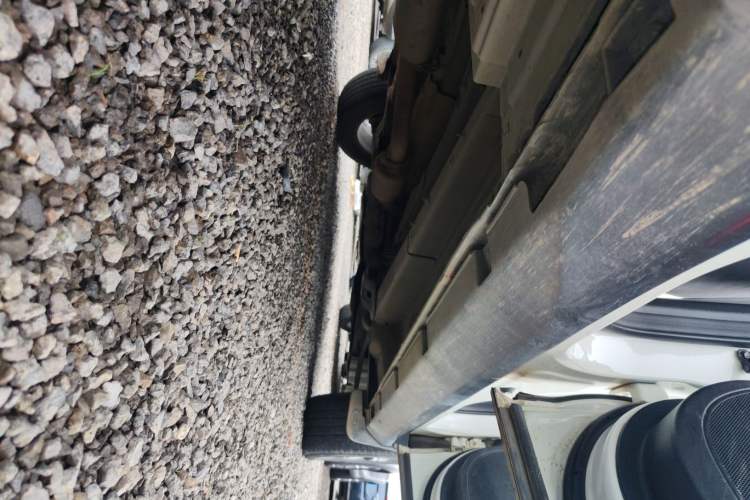 Used GAC Trumpchi GS7 2017 320T Two-Wheel-Drive Luxury Smart Connectivity Model Right Side Sill