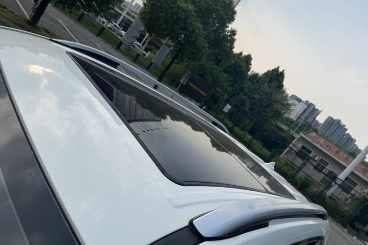 Used GAC Trumpchi GS7 2017 320T Two-Wheel-Drive Luxury Smart Connectivity Model Roof