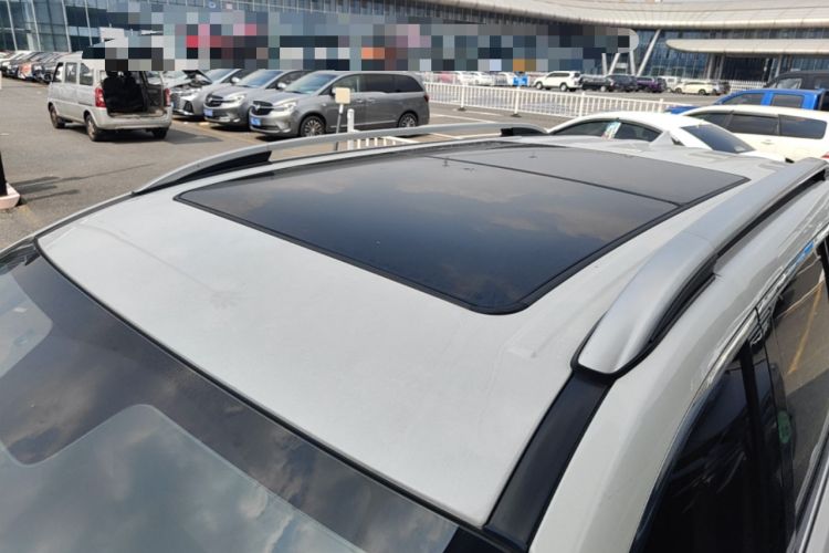 Used GAC Trumpchi GS7 2017 320T Two-Wheel-Drive Luxury Smart Connectivity Model Roof