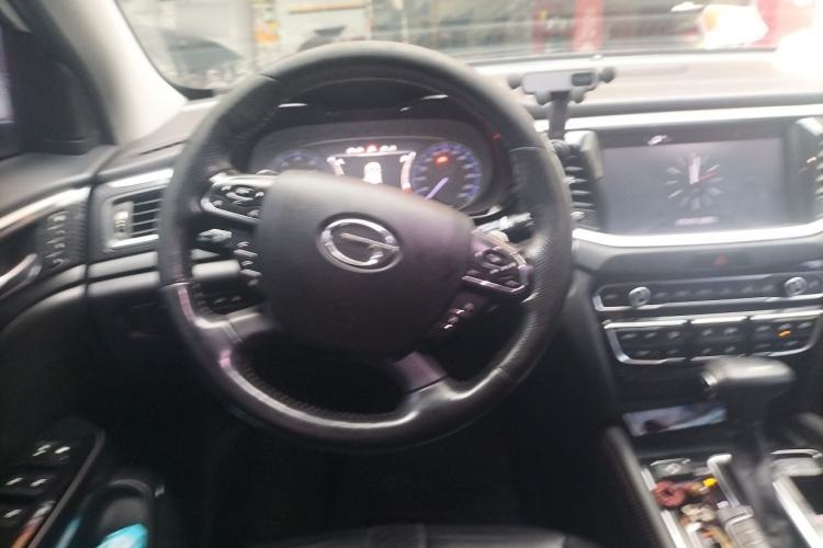 Used GAC Trumpchi GS7 2017 320T Four-Wheel Drive Luxury Smart Connectivity Model Steering Wheel