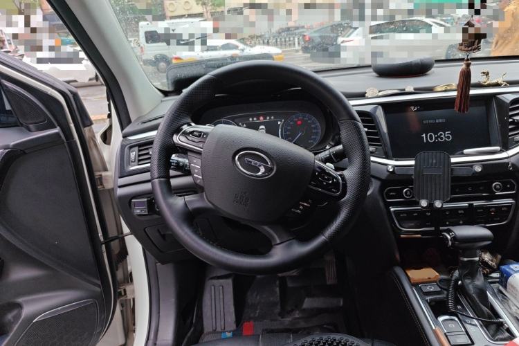 Used GAC Trumpchi GS7 2017 320T Two-Wheel-Drive Luxury Smart Connectivity Model Steering Wheel