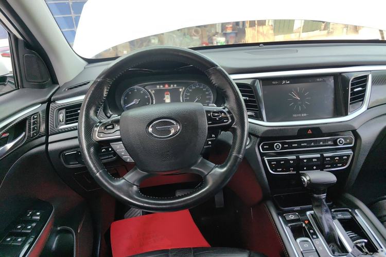 Used GAC Trumpchi GS7 2017 320T Two-Wheel-Drive Luxury Smart Connectivity Model Steering Wheel