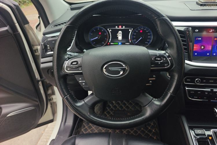 Used GAC Trumpchi GS7 2017 280T Two-Wheel Drive Luxury Model Steering Wheel