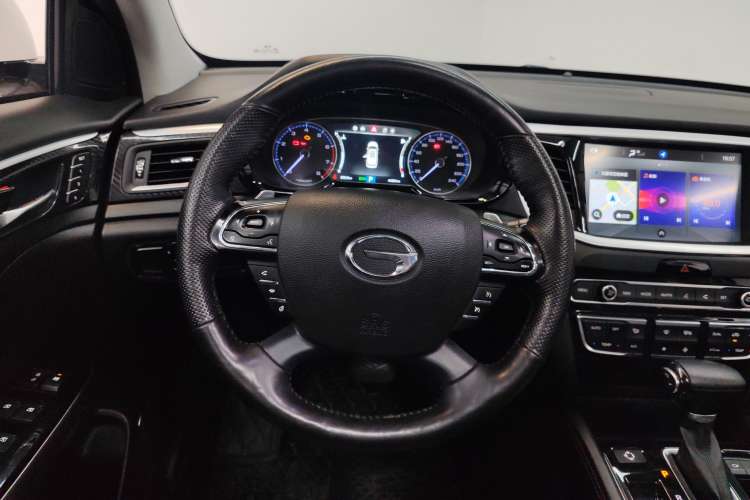 Used GAC Trumpchi GS7 2017 320T Two-Wheel-Drive Luxury Smart Connectivity Model Steering Wheel