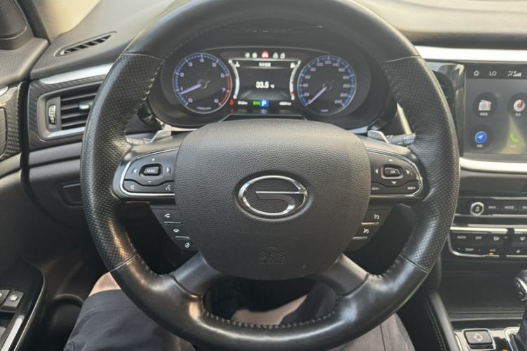 Used GAC Trumpchi GS7 2017 320T Two-Wheel-Drive Luxury Smart Connectivity Model Steering Wheel