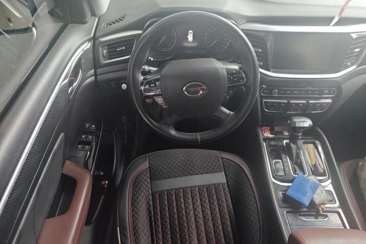 Used GAC Trumpchi GS7 2017 280T Two-Wheel Drive Luxury Model Steering Wheel