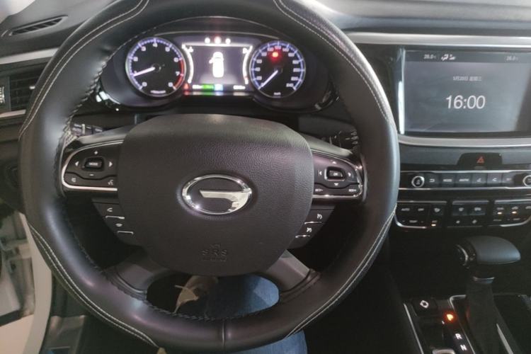 Used GAC Trumpchi GS7 2017 280T Two-Wheel Drive Luxury Model Steering Wheel