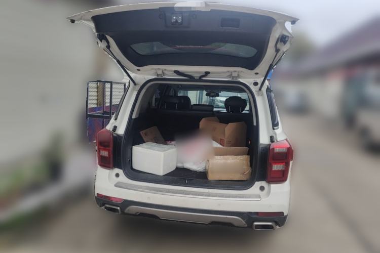 Used GAC Trumpchi GS7 2017 320T Two-Wheel-Drive Luxury Smart Connectivity Model Trunk