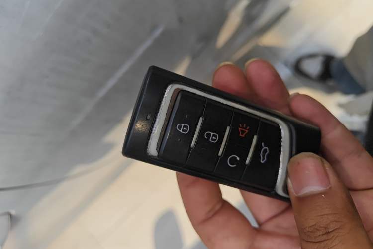 Used GAC Trumpchi GS7 2017 280T Two-Wheel Drive Luxury Model Vehicle Key