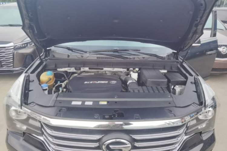 Used GAC Trumpchi GS7 2019 390T Two-Wheel-Drive Luxury Version Engine Bay