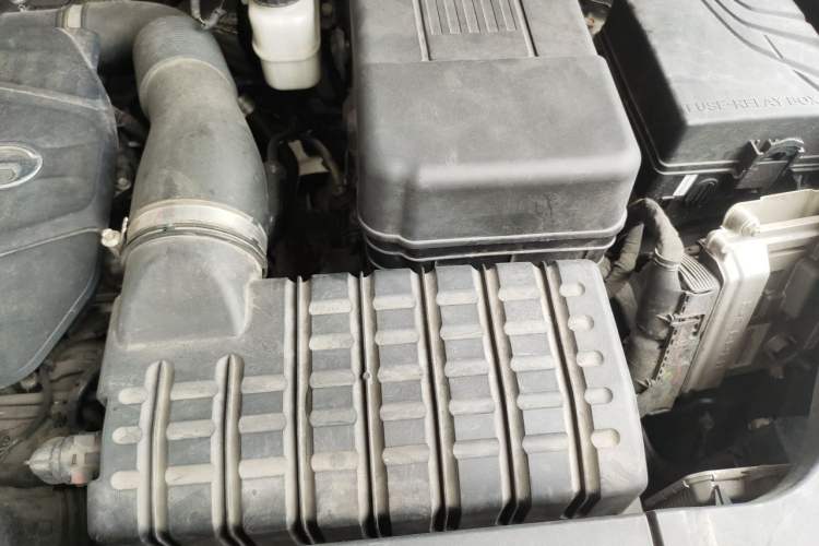 Used GAC Trumpchi GS7 2019 390T Two-Wheel Drive Luxury Smart Connectivity Version Engine Bay Left