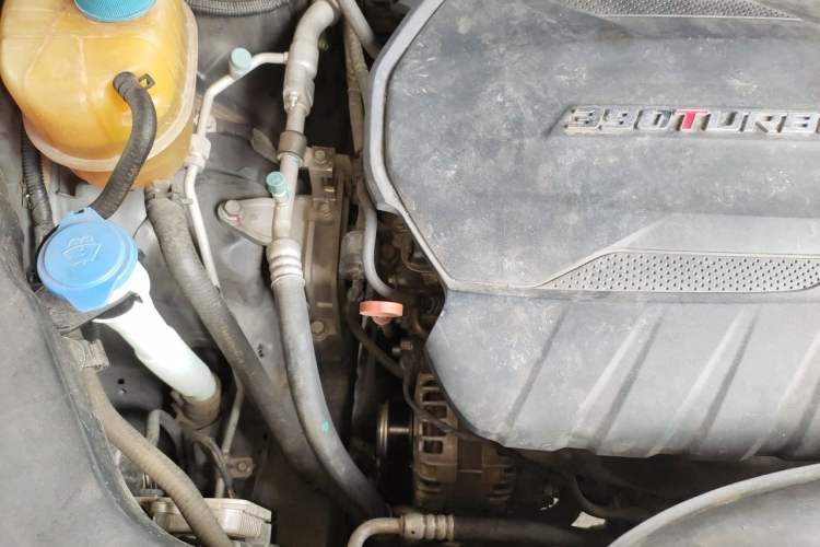 Used GAC Trumpchi GS7 2019 390T Two-Wheel Drive Luxury Smart Connectivity Version Engine Bay Right