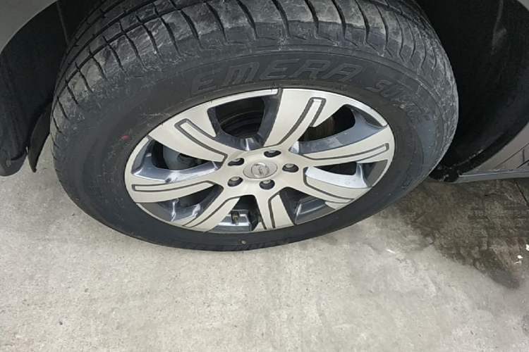 Used GAC Trumpchi GS7 2019 390T Two-Wheel-Drive Luxury Version Exterior 4