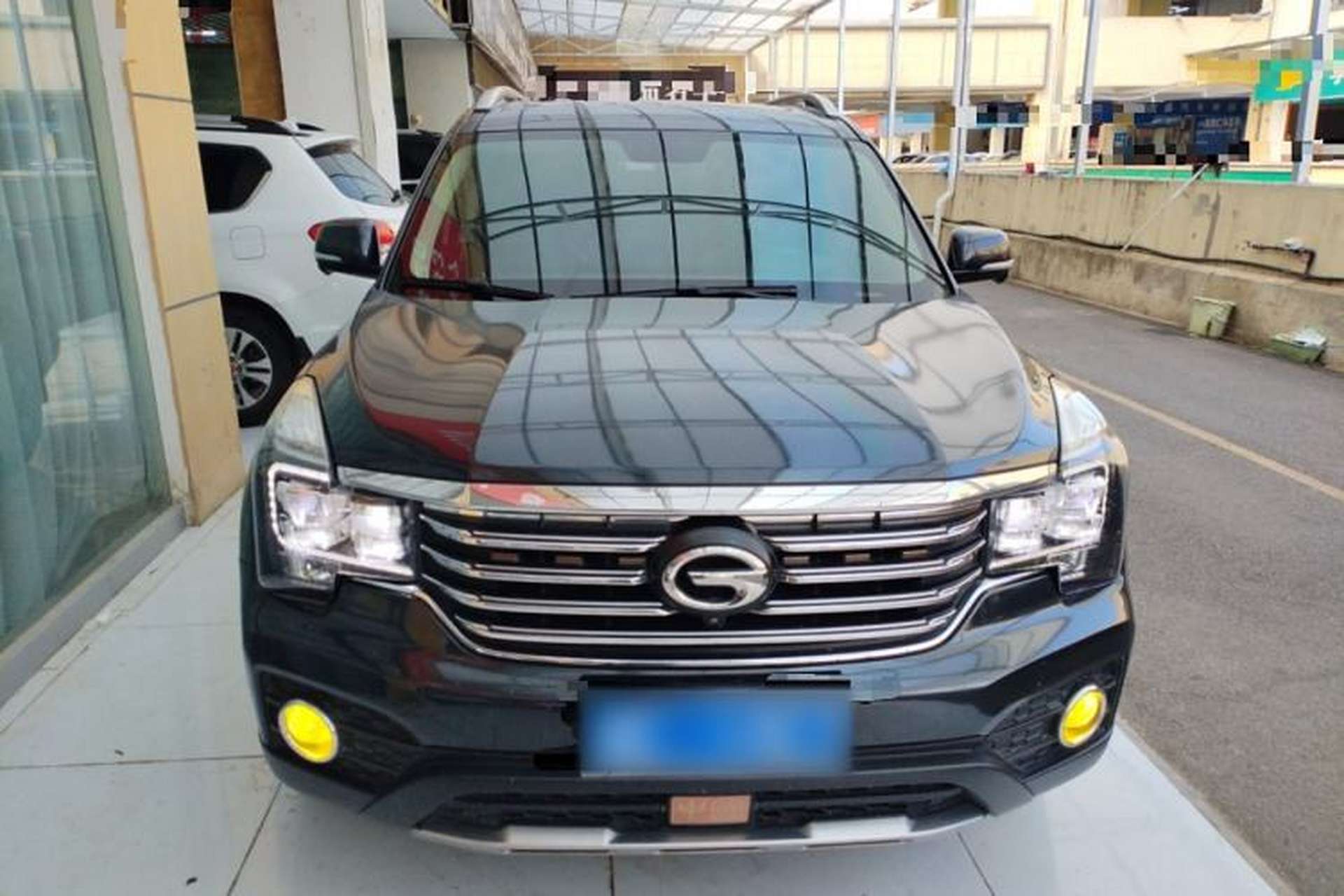 Used GAC Trumpchi GS7 2019 390T Two-Wheel Drive Luxury Smart Connectivity Version Front
