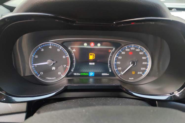 Used GAC Trumpchi GS7 2019 390T Two-Wheel-Drive Luxury Version Instrument Cluster