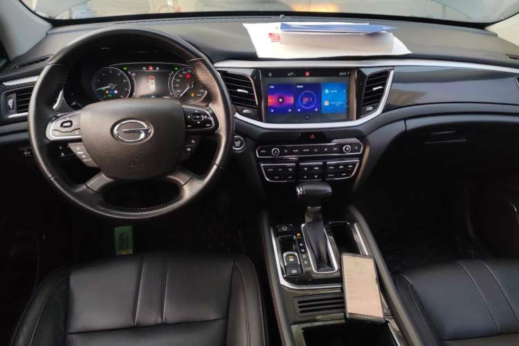 Used GAC Trumpchi GS7 2019 390T Two-Wheel-Drive Luxury Version Interior 2