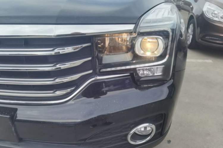 Used GAC Trumpchi GS7 2019 390T Two-Wheel-Drive Luxury Version Left Front Headlight