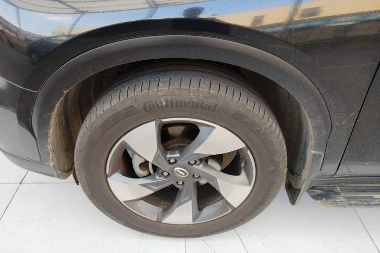 Used GAC Trumpchi GS7 2019 390T Two-Wheel Drive Luxury Smart Connectivity Version Left Front Wheel Hub