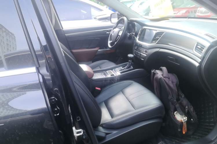 Used GAC Trumpchi GS7 2019 390T Two-Wheel-Drive Luxury Version Right Front Seat