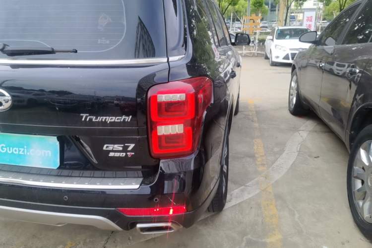 Used GAC Trumpchi GS7 2019 390T Two-Wheel-Drive Luxury Version Right Rear Taillight