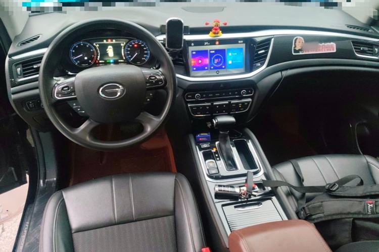 Used GAC Trumpchi GS7 2019 390T Two-Wheel-Drive Elite Version Center Console