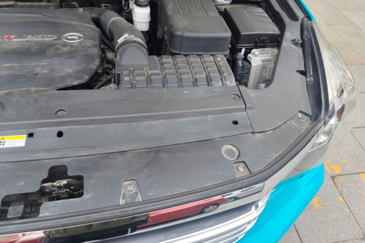 Used GAC Trumpchi GS7 2019 390T Two-Wheel-Drive Elite Version Engine Bay Left
