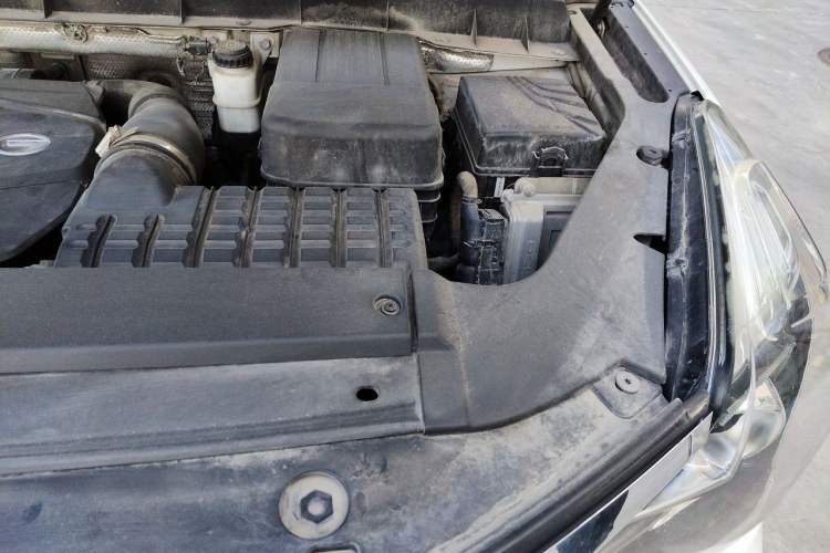 Used GAC Trumpchi GS7 2019 390T Two-Wheel-Drive Luxury Version Engine Bay Left