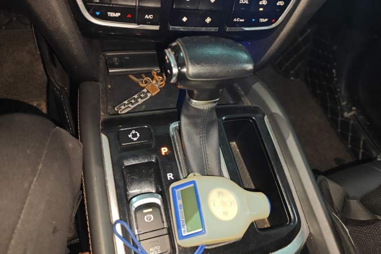 Used GAC Trumpchi GS7 2019 390T Two-Wheel-Drive Elite Version Gear Lever