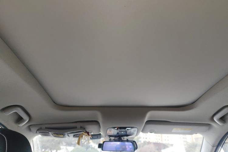 Used GAC Trumpchi GS7 2019 390T Two-Wheel Drive Luxury Smart Connectivity Version Headliner