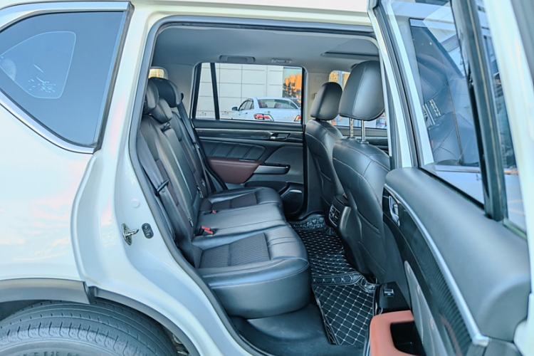 Used GAC Trumpchi GS7 2019 390T Two-Wheel-Drive Elite Version Interior 10