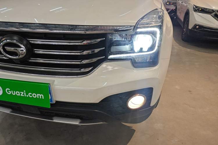 Used GAC Trumpchi GS7 2019 390T Two-Wheel-Drive Elite Version Left Front Headlight