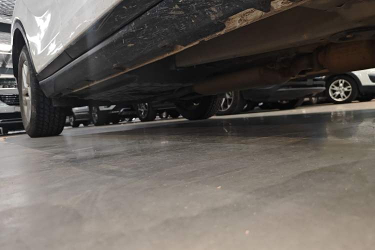 Used GAC Trumpchi GS7 2019 390T Two-Wheel-Drive Elite Version Right Side Sill