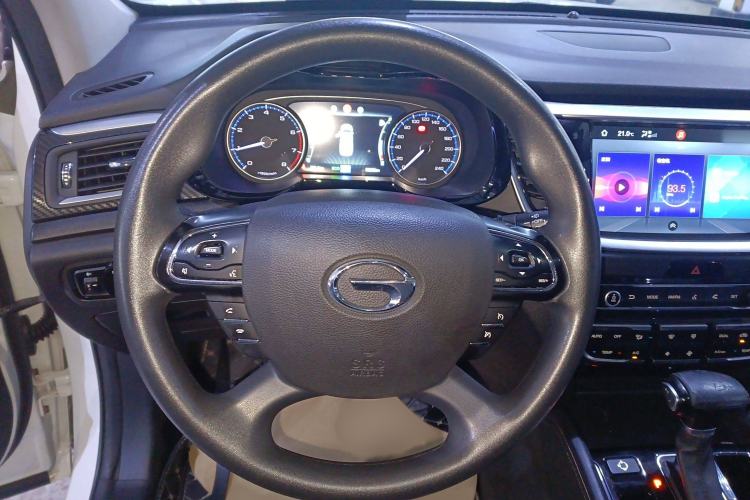 Used GAC Trumpchi GS7 2019 390T Two-Wheel-Drive Elite Version Steering Wheel
