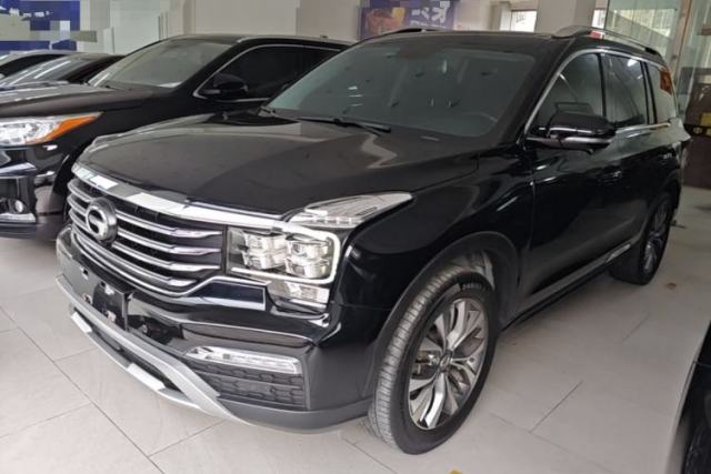GAC Trumpchi GS8 2017 320T Two-Wheel Drive Luxury Smart Connectivity Version (7 Seats) с пробегом