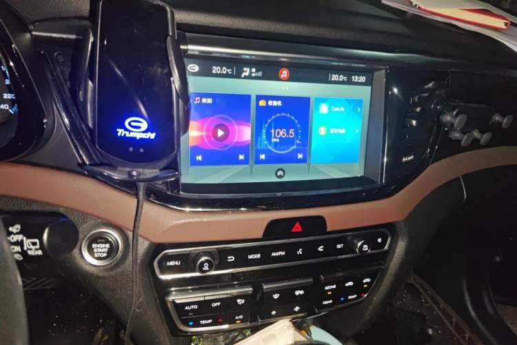 Used GAC Trumpchi GS8 2017 320T Two-Wheel Drive Luxury Edition (7 Seats) Audio And AC Panel
