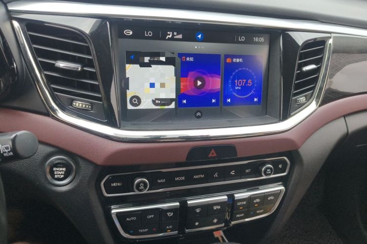 Used GAC Trumpchi GS8 2017 320T Two-Wheel Drive Luxury Smart Connectivity Version (7 Seats) Audio And AC Panel
