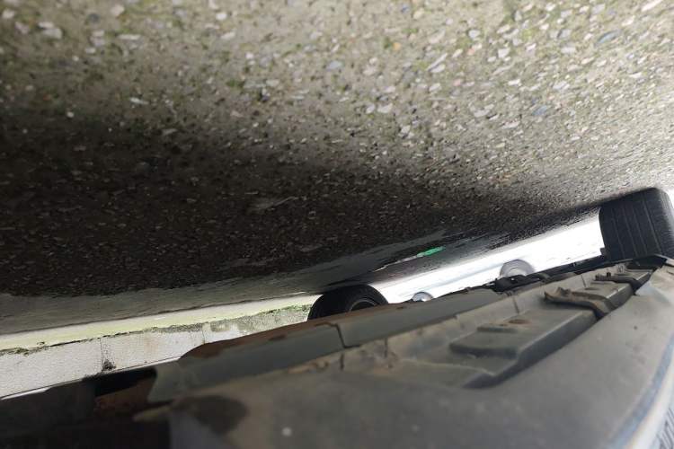 Used GAC Trumpchi GS8 2017 320T Two-Wheel Drive Luxury Smart Connectivity Version (7 Seats) Chassis Rear Left