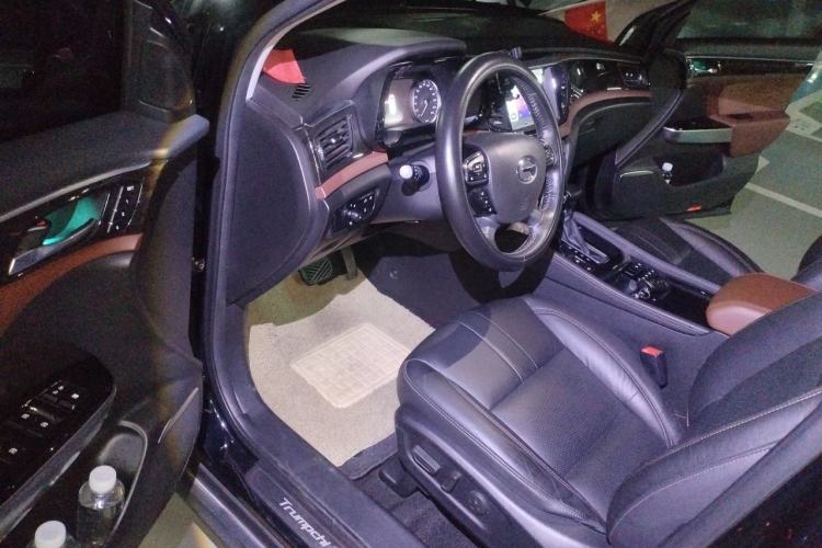 Used GAC Trumpchi GS8 2017 320T Two-Wheel Drive Luxury Smart Connectivity Version (7 Seats) Driver Seat