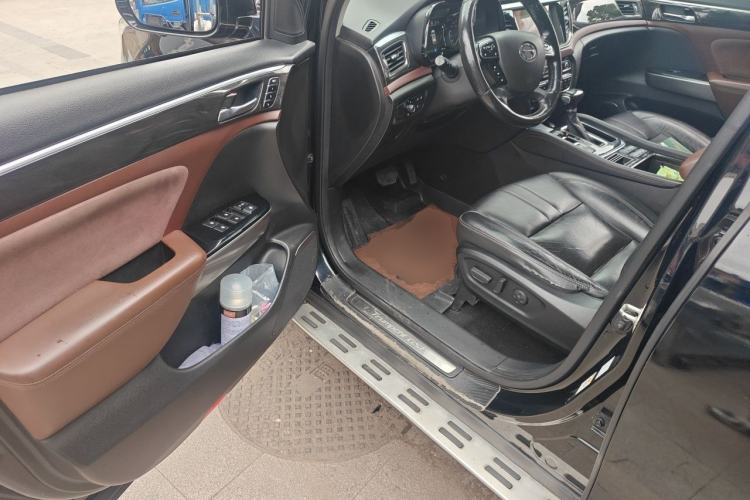 Used GAC Trumpchi GS8 2017 320T Two-Wheel Drive Luxury Smart Connectivity Version (7 Seats) Driver Seat