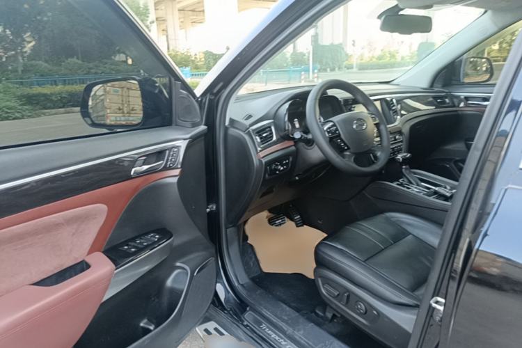 Used GAC Trumpchi GS8 2017 320T Two-Wheel Drive Luxury Smart Connectivity Version (7 Seats) Driver Seat