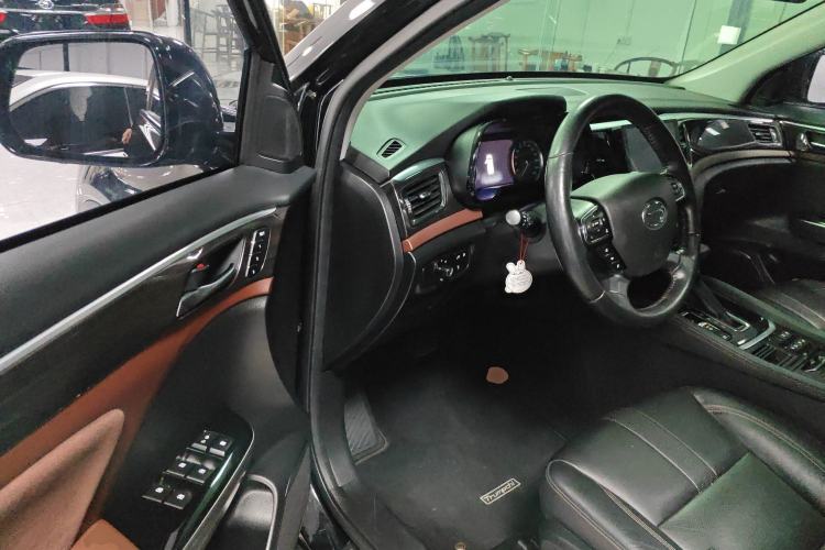 Used GAC Trumpchi GS8 2017 320T Two-Wheel Drive Luxury Smart Connectivity Version (7 Seats) Driver Seat